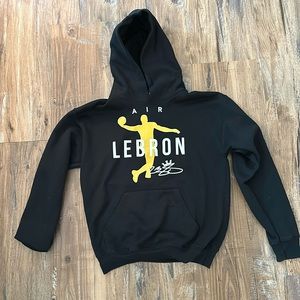 Lebron James Youth Hoodie. Size Large 14-16.